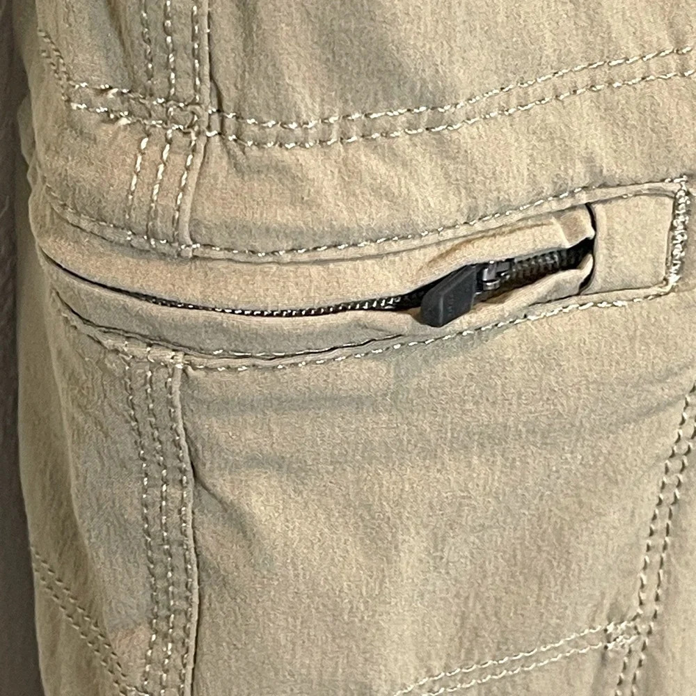 Patagonia  men's Tribune Shorts 32 - Picture 8 of 9